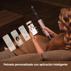 Mujer usando app inteligente Dreame para personalizar rutina de peinado con el AirStyle Pro HI - Ferretería La Palma - 1850006