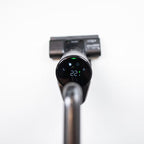 Pantalla LED digital de la aspiradora Dreame G10 Pro mostrando batería y modos de limpieza - Ferretería La Palma - 1850004