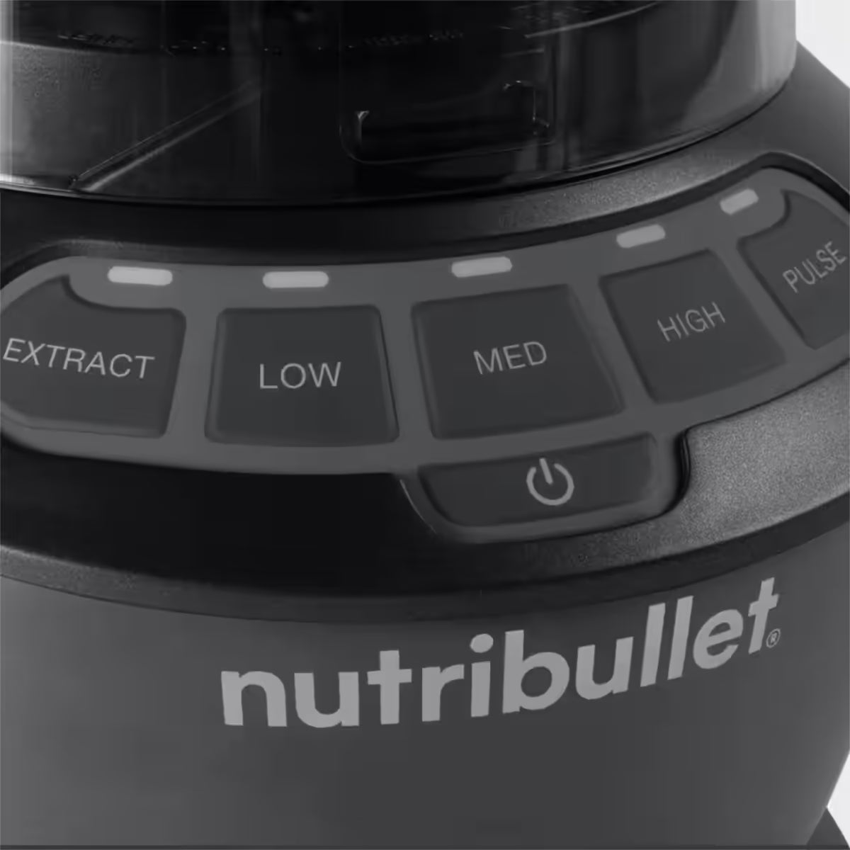 Primer plano del panel de control digital de la base de la licuadora Nutribullet Blender Combo 1200W con botones Extract, Low, Med, High y Pulse - Ferretería La Palma - 1690005