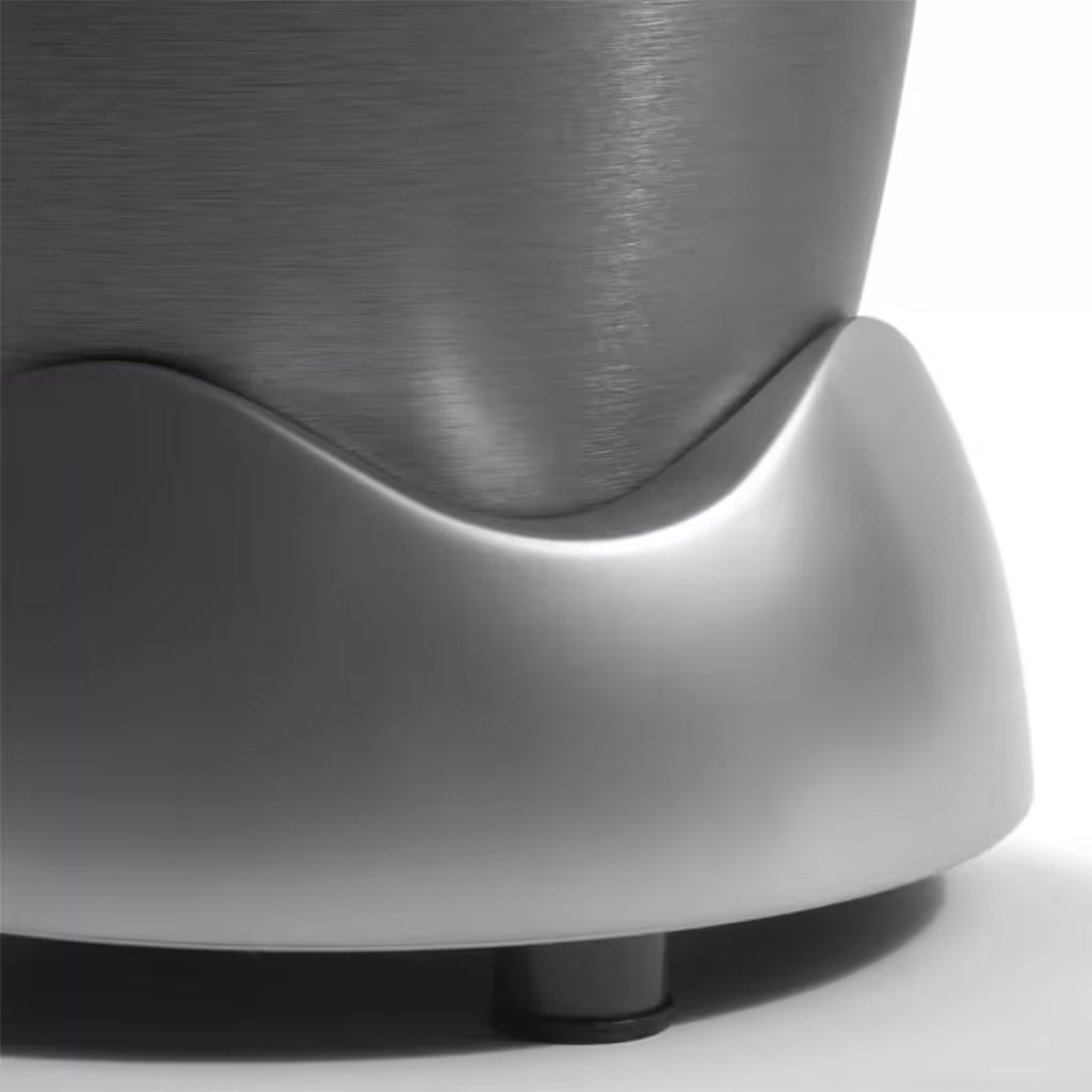 Vista en detalle de la base y el soporte antideslizante de la licuadora personal Nutribullet Original de 600W - Almacén La Palma - 1690000