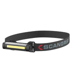 Lámpara portátil Scangrip FLEX WEAR montada sobre su banda elástica ajustable para la cabeza sobre fondo blanco - Ferretería La Palma - 1870002
