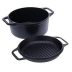 Vista en perspectiva del Combo Cooker 2 en 1 Victoria de 5.7 litros en hierro fundido esmaltado mostrando la olla profunda y la tapa tipo grill por separado - Ferretería La Palma - 1050079